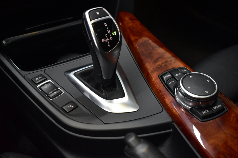 アルピナ B4 ﾋﾞﾀｰﾎﾞｸｰﾍﾟ ｼﾘｱﾙ｢110｣ 左ﾊﾝﾄﾞﾙ ｻﾝﾙｰﾌ LEDﾍｯﾄﾞﾗｲﾄ ﾋｰﾀｰ付黒革 ﾊｰﾏﾝｶｰﾄﾞﾝ 車線逸脱&歩行者警告 衝突軽減B 20AW ｱﾙﾋﾟﾅﾘｯﾌﾟ ｼﾙﾊﾞｰﾃﾞｺﾗｲﾝ ｱｸﾗﾎﾟﾋﾞｯﾁﾏﾌﾗｰ ｳｯﾄﾞｲﾝﾃﾘｱ ﾀｯﾁﾊﾟｯﾄﾞﾅﾋﾞ Bｶﾒﾗ 前後PDC ｽﾏｰﾄｷｰ 2年保証