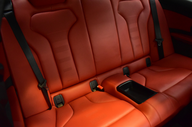 BMW Mシリーズ M4ｸｰﾍﾟ 6速MT 左ﾊﾝﾄﾞﾙ ﾋｰﾀｰ付ｻｷｰﾙｵﾚﾝｼﾞ革 ｶｰﾎﾞﾝR&ｲﾝﾃﾘｱ HUD ｱﾀﾞﾌﾟﾃｨﾌﾞLEDﾍｯﾄﾞﾗｲﾄ ｵﾌﾟｼｮﾝ19AW 衝突軽減ﾌﾞﾚｰｷ 車線逸脱&歩行者警告  ﾀｯﾁﾊﾟｯﾄﾞiﾄﾞﾗｲﾌﾞHDDﾅﾋﾞ 前後PDC ﾌﾙｾｸﾞ Bｶﾒﾗ ｽﾏｰﾄｷｰ  2年保証