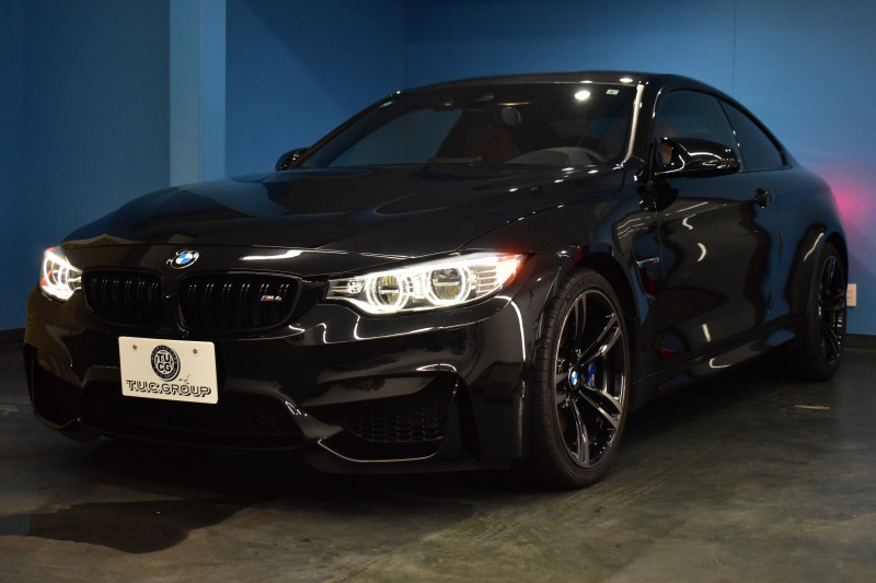 BMW Mシリーズ M4ｸｰﾍﾟ 6速MT 左ﾊﾝﾄﾞﾙ ﾋｰﾀｰ付ｻｷｰﾙｵﾚﾝｼﾞ革 ｶｰﾎﾞﾝR&ｲﾝﾃﾘｱ HUD ｱﾀﾞﾌﾟﾃｨﾌﾞLEDﾍｯﾄﾞﾗｲﾄ ｵﾌﾟｼｮﾝ19AW 衝突軽減ﾌﾞﾚｰｷ 車線逸脱&歩行者警告  ﾀｯﾁﾊﾟｯﾄﾞiﾄﾞﾗｲﾌﾞHDDﾅﾋﾞ 前後PDC ﾌﾙｾｸﾞ Bｶﾒﾗ ｽﾏｰﾄｷｰ  2年保証