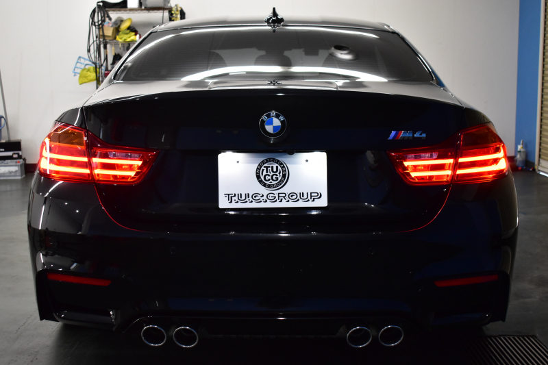 BMW Mシリーズ M4ｸｰﾍﾟ 6速MT 左ﾊﾝﾄﾞﾙ ﾋｰﾀｰ付ｻｷｰﾙｵﾚﾝｼﾞ革 ｶｰﾎﾞﾝR&ｲﾝﾃﾘｱ HUD ｱﾀﾞﾌﾟﾃｨﾌﾞLEDﾍｯﾄﾞﾗｲﾄ ｵﾌﾟｼｮﾝ19AW 衝突軽減ﾌﾞﾚｰｷ 車線逸脱&歩行者警告  ﾀｯﾁﾊﾟｯﾄﾞiﾄﾞﾗｲﾌﾞHDDﾅﾋﾞ 前後PDC ﾌﾙｾｸﾞ Bｶﾒﾗ ｽﾏｰﾄｷｰ  2年保証