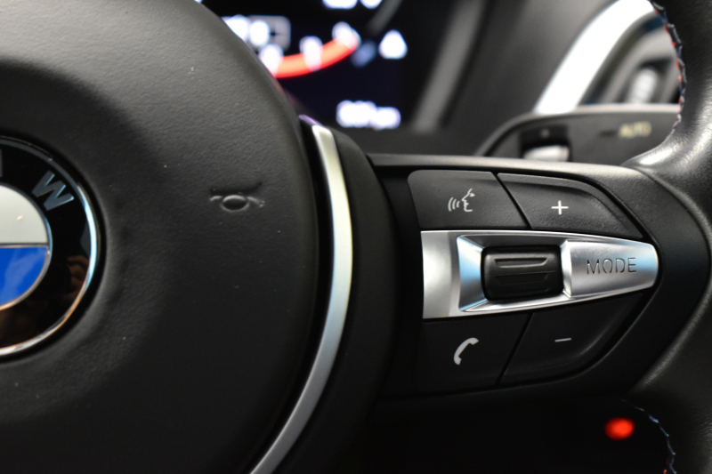 BMW Mシリーズ M2 ｺﾝﾍﾟﾃｨｼｮﾝ 6速MT LCI後期 ｺﾝﾍﾟﾃｨｼｮﾝ専用410馬力ｴﾝｼﾞﾝ LEDﾍｯﾄﾞﾗｲﾄ&ﾃｰﾙ OHLINS車高調 ﾋｰﾀｰ付黒革 ﾀｯﾁﾊﾟﾈﾙHDDﾅﾋﾞBｶﾒﾗ 専用19AW 車線逸脱&歩行者警告 衝突軽減B ｶｰﾎﾞﾝｲﾝﾃﾘｱ Mｼｰﾄﾍﾞﾙﾄ  2年保証