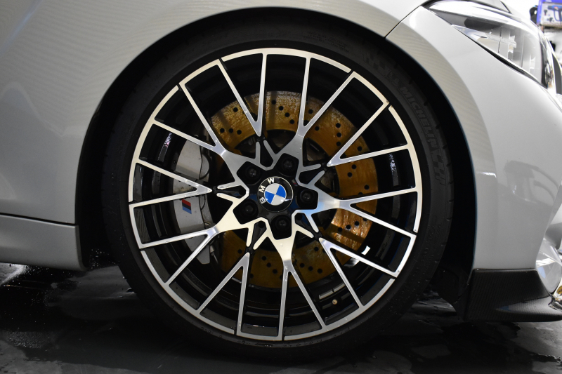 BMW Mシリーズ M2 ｺﾝﾍﾟﾃｨｼｮﾝ 6速MT LCI後期 ｺﾝﾍﾟﾃｨｼｮﾝ専用410馬力ｴﾝｼﾞﾝ LEDﾍｯﾄﾞﾗｲﾄ&ﾃｰﾙ OHLINS車高調 ﾋｰﾀｰ付黒革 ﾀｯﾁﾊﾟﾈﾙHDDﾅﾋﾞBｶﾒﾗ 専用19AW 車線逸脱&歩行者警告 衝突軽減B ｶｰﾎﾞﾝｲﾝﾃﾘｱ Mｼｰﾄﾍﾞﾙﾄ  2年保証