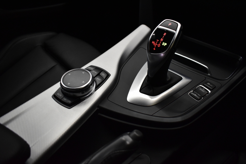 BMW 4シリーズ 420iｸﾞﾗﾝｸｰﾍﾟ Mｽﾎﾟｰﾂ ﾋｰﾀｰ付黒革 追従ACC LEDﾍｯﾄﾞﾗｲﾄ ｵﾌﾟｼｮﾝ19AW 社外ﾌﾙｾｸﾞTV 車線変更&逸脱&歩行者警告 衝突軽減ﾌﾞﾚｰｷ  ﾀｯﾁﾊﾟｯﾄﾞiﾄﾞﾗｲﾌﾞHDDﾅﾋﾞ Bｶﾒﾗ ﾘｱPDC ﾊﾟﾄﾞﾙｼﾌﾄ 電動ﾘｱｹﾞｰﾄ ｽﾏｰﾄｷｰ 2年保証