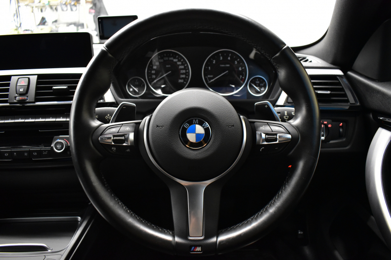 BMW 4シリーズ 420iｸﾞﾗﾝｸｰﾍﾟ Mｽﾎﾟｰﾂ ﾋｰﾀｰ付黒革 追従ACC LEDﾍｯﾄﾞﾗｲﾄ ｵﾌﾟｼｮﾝ19AW 社外ﾌﾙｾｸﾞTV 車線変更&逸脱&歩行者警告 衝突軽減ﾌﾞﾚｰｷ  ﾀｯﾁﾊﾟｯﾄﾞiﾄﾞﾗｲﾌﾞHDDﾅﾋﾞ Bｶﾒﾗ ﾘｱPDC ﾊﾟﾄﾞﾙｼﾌﾄ 電動ﾘｱｹﾞｰﾄ ｽﾏｰﾄｷｰ 2年保証