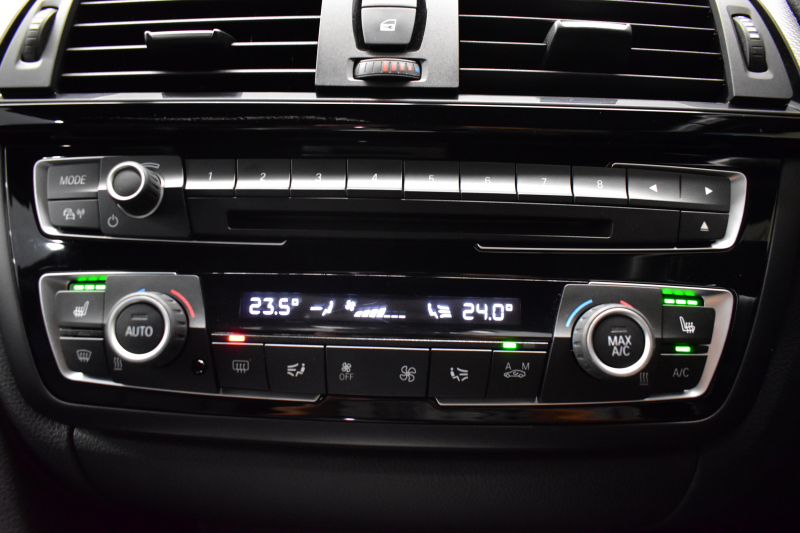 BMW 4シリーズ 420iｸﾞﾗﾝｸｰﾍﾟ Mｽﾎﾟｰﾂ ﾋｰﾀｰ付黒革 追従ACC LEDﾍｯﾄﾞﾗｲﾄ ｵﾌﾟｼｮﾝ19AW 社外ﾌﾙｾｸﾞTV 車線変更&逸脱&歩行者警告 衝突軽減ﾌﾞﾚｰｷ  ﾀｯﾁﾊﾟｯﾄﾞiﾄﾞﾗｲﾌﾞHDDﾅﾋﾞ Bｶﾒﾗ ﾘｱPDC ﾊﾟﾄﾞﾙｼﾌﾄ 電動ﾘｱｹﾞｰﾄ ｽﾏｰﾄｷｰ 2年保証