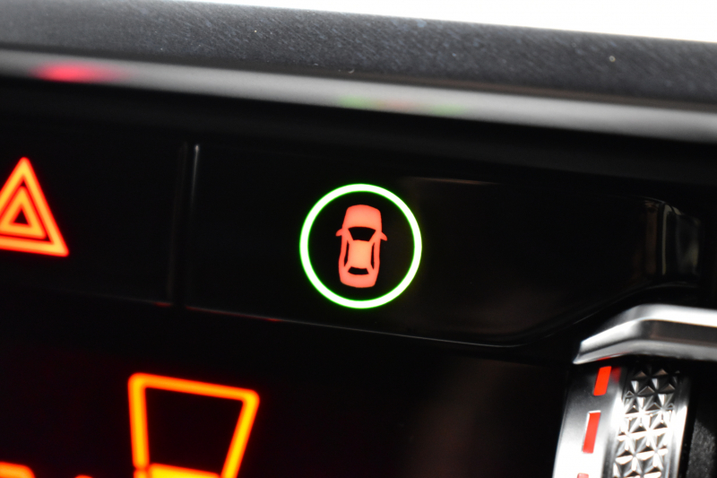 BMW 3シリーズ M340i Xﾄﾞﾗｲﾌﾞ R7年4月迄新車保証付 ﾋｰﾀｰ付黒革 ACC HUD ﾚｰｻﾞｰLEDﾗｲﾄ 可変Mｻｽ Mｽﾎﾟｰﾂﾌﾞﾚｰｷ harman/kardon 側面衝突&車線変更&逸脱警告 後退ｱｼｽﾄ ｼﾞｪｽﾁｬｰC付ﾀｯﾁﾊﾟﾈﾙﾅﾋﾞ全周囲ｶﾒﾗ 電動ﾄﾗﾝｸ 2年保証