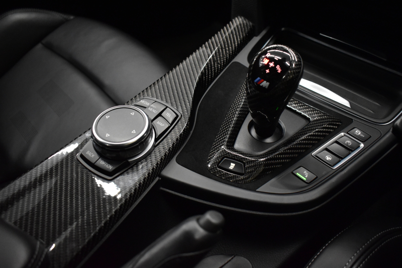 BMW Mシリーズ M3 MDCT 7速DCT ﾋｰﾀｰ付黒革 ｱﾀﾞﾌﾟﾃｨﾌﾞLEDﾍｯﾄﾞﾗｲﾄ&ﾃｰﾙ HUD ｵﾌﾟｼｮﾝ19AW 車線逸脱&歩行者警告 衝突軽減B ｶｰﾎﾞﾝR&ｲﾝﾃﾘｱ ﾀｯﾁﾊﾟｯﾄﾞiﾄﾞﾗｲﾌﾞHDDﾅﾋﾞ ﾌﾙｾｸﾞ Bｶﾒﾗ ﾄﾗﾝｸｽﾎﾟｲﾗｰ  2年保証