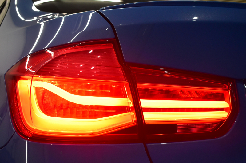 BMW Mシリーズ M3 MDCT 7速DCT ﾋｰﾀｰ付黒革 ｱﾀﾞﾌﾟﾃｨﾌﾞLEDﾍｯﾄﾞﾗｲﾄ&ﾃｰﾙ HUD ｵﾌﾟｼｮﾝ19AW 車線逸脱&歩行者警告 衝突軽減B ｶｰﾎﾞﾝR&ｲﾝﾃﾘｱ ﾀｯﾁﾊﾟｯﾄﾞiﾄﾞﾗｲﾌﾞHDDﾅﾋﾞ ﾌﾙｾｸﾞ Bｶﾒﾗ ﾄﾗﾝｸｽﾎﾟｲﾗｰ  2年保証