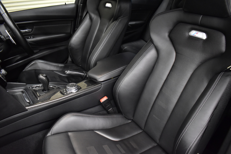 BMW Mシリーズ M3 MDCT 7速DCT ﾋｰﾀｰ付黒革 ｱﾀﾞﾌﾟﾃｨﾌﾞLEDﾍｯﾄﾞﾗｲﾄ&ﾃｰﾙ HUD ｵﾌﾟｼｮﾝ19AW 車線逸脱&歩行者警告 衝突軽減B ｶｰﾎﾞﾝR&ｲﾝﾃﾘｱ ﾀｯﾁﾊﾟｯﾄﾞiﾄﾞﾗｲﾌﾞHDDﾅﾋﾞ ﾌﾙｾｸﾞ Bｶﾒﾗ ﾄﾗﾝｸｽﾎﾟｲﾗｰ  2年保証