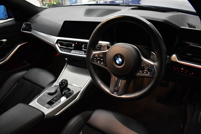 BMW 3シリーズ 320i Mｽﾎﾟｰﾂ 1ｵｰﾅｰ ｲﾉﾍﾞｰｼｮﾝ&ﾌｧｽﾄﾄﾗｯｸ&ｺﾝﾌｫｰﾄP ﾚｰｻﾞｰLEDﾗｲﾄ ACC HUD 可変Mｻｽ Mｽﾎﾟｰﾂﾌﾞﾚｰｷ 19AW ﾀｯﾁﾊﾟﾈﾙﾅﾋﾞ Bｶﾒﾗ ﾌﾙｾｸﾞ ｼﾞｪｽﾁｬｰC 電動ﾄﾗﾝｸ HiFiｽﾋﾟｰｶｰ ｱﾙｶﾝﾀｰﾗ電動ｽﾎﾟｰﾂｼｰﾄ ｱｯﾌﾟﾙｶｰﾌﾟﾚｲ 2年保証