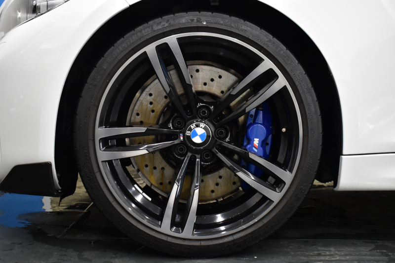 BMW Mシリーズ M2 MDCT 7速DCT LCI後期 ﾋｰﾀｰ付黒革 LEDﾍｯﾄﾞﾗｲﾄ&ﾃｰﾙ Mperformanceｶｽﾀﾑ ﾀｯﾁﾊﾟﾈﾙHDDﾅﾋﾞ Bｶﾒﾗ ﾘｱPDC 19AW 車線逸脱&歩行者警告 衝突軽減ﾌﾞﾚｰｷ ｶｰﾎﾞﾝｲﾝﾃﾘｱ 2年保証