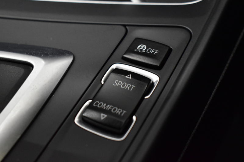 BMW Mシリーズ M2 MDCT 7速DCT LCI後期 ﾋｰﾀｰ付黒革 LEDﾍｯﾄﾞﾗｲﾄ&ﾃｰﾙ Mperformanceｶｽﾀﾑ ﾀｯﾁﾊﾟﾈﾙHDDﾅﾋﾞ Bｶﾒﾗ ﾘｱPDC 19AW 車線逸脱&歩行者警告 衝突軽減ﾌﾞﾚｰｷ ｶｰﾎﾞﾝｲﾝﾃﾘｱ 2年保証