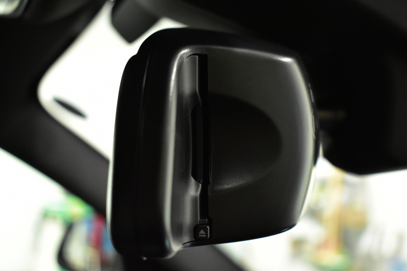 BMW Mシリーズ M2 MDCT 7速DCT LCI後期 ﾋｰﾀｰ付黒革 LEDﾍｯﾄﾞﾗｲﾄ&ﾃｰﾙ Mperformanceｶｽﾀﾑ ﾀｯﾁﾊﾟﾈﾙHDDﾅﾋﾞ Bｶﾒﾗ ﾘｱPDC 19AW 車線逸脱&歩行者警告 衝突軽減ﾌﾞﾚｰｷ ｶｰﾎﾞﾝｲﾝﾃﾘｱ 2年保証