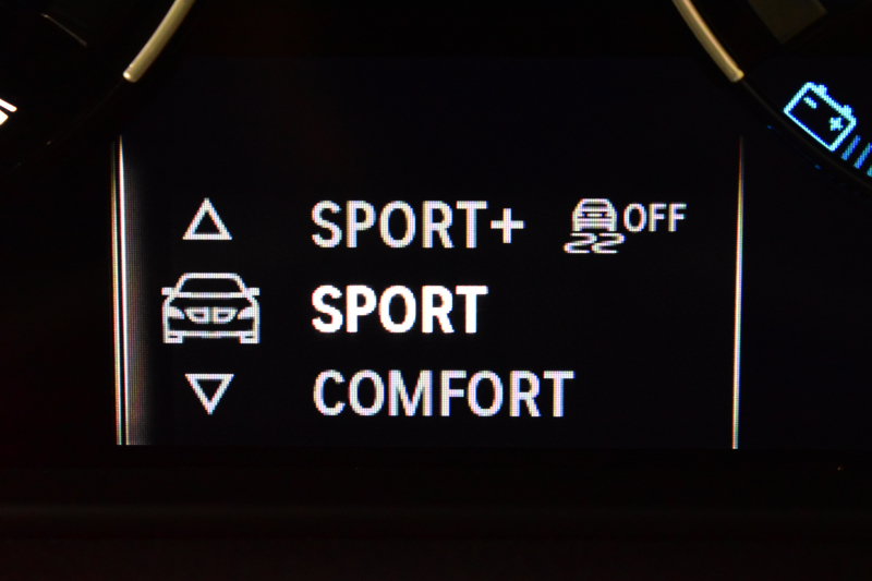 BMW Mシリーズ M2 MDCT 7速DCT LCI後期 ﾋｰﾀｰ付黒革 LEDﾍｯﾄﾞﾗｲﾄ&ﾃｰﾙ Mperformanceｶｽﾀﾑ ﾀｯﾁﾊﾟﾈﾙHDDﾅﾋﾞ Bｶﾒﾗ ﾘｱPDC 19AW 車線逸脱&歩行者警告 衝突軽減ﾌﾞﾚｰｷ ｶｰﾎﾞﾝｲﾝﾃﾘｱ 2年保証