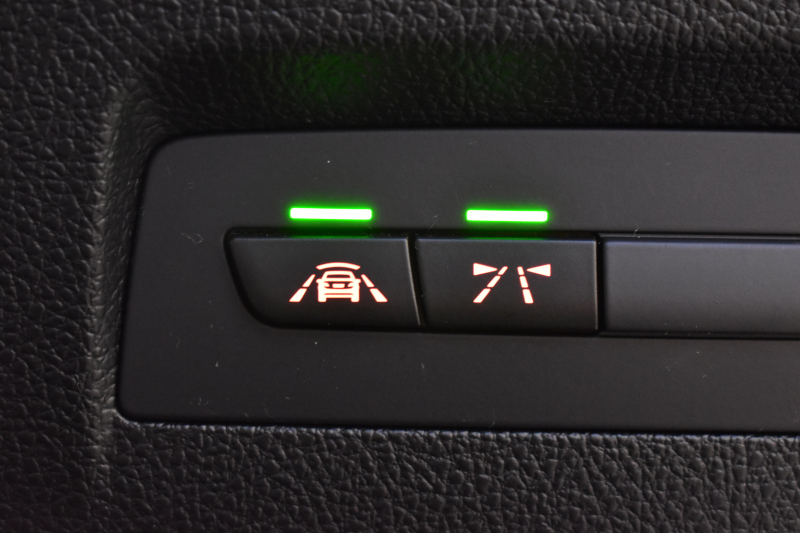 BMW 2シリーズ M235iｸｰﾍﾟ 『期間限定掲載！』 直6ﾀｰﾎﾞ 326馬力 ｻﾝﾙｰﾌ ﾋｰﾀｰ付黒革 ﾀｯﾁﾊﾟｯﾄﾞ式iﾄﾞﾗｲﾌﾞHDDﾅﾋﾞ Bｶﾒﾗ ﾘｱPDC  ｱﾀﾞﾌﾟﾃｨﾌﾞMｻｽﾍﾟﾝｼｮﾝ 大型ﾌﾞﾚｰｷｼｽﾃﾑ 18AW 車線逸脱&歩行者警告 衝突軽減ﾌﾞﾚｰｷ ﾊﾟﾄﾞﾙ ﾄﾞﾗﾊﾟﾌｫ DSRC 2年保証