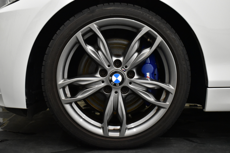 BMW 2シリーズ M235iｸｰﾍﾟ 『期間限定掲載！』 直6ﾀｰﾎﾞ 326馬力 ｻﾝﾙｰﾌ ﾋｰﾀｰ付黒革 ﾀｯﾁﾊﾟｯﾄﾞ式iﾄﾞﾗｲﾌﾞHDDﾅﾋﾞ Bｶﾒﾗ ﾘｱPDC  ｱﾀﾞﾌﾟﾃｨﾌﾞMｻｽﾍﾟﾝｼｮﾝ 大型ﾌﾞﾚｰｷｼｽﾃﾑ 18AW 車線逸脱&歩行者警告 衝突軽減ﾌﾞﾚｰｷ ﾊﾟﾄﾞﾙ ﾄﾞﾗﾊﾟﾌｫ DSRC 2年保証