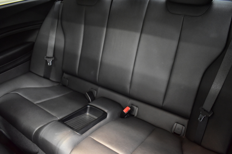 BMW 2シリーズ M235iｸｰﾍﾟ 『期間限定掲載！』 直6ﾀｰﾎﾞ 326馬力 ｻﾝﾙｰﾌ ﾋｰﾀｰ付黒革 ﾀｯﾁﾊﾟｯﾄﾞ式iﾄﾞﾗｲﾌﾞHDDﾅﾋﾞ Bｶﾒﾗ ﾘｱPDC  ｱﾀﾞﾌﾟﾃｨﾌﾞMｻｽﾍﾟﾝｼｮﾝ 大型ﾌﾞﾚｰｷｼｽﾃﾑ 18AW 車線逸脱&歩行者警告 衝突軽減ﾌﾞﾚｰｷ ﾊﾟﾄﾞﾙ ﾄﾞﾗﾊﾟﾌｫ DSRC 2年保証