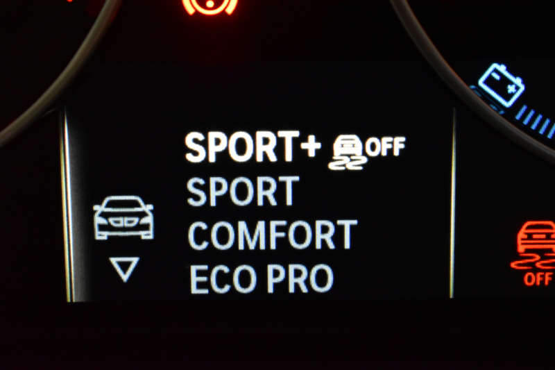 BMW 2シリーズ M235iｸｰﾍﾟ 『期間限定掲載！』 直6ﾀｰﾎﾞ 326馬力 ｻﾝﾙｰﾌ ﾋｰﾀｰ付黒革 ﾀｯﾁﾊﾟｯﾄﾞ式iﾄﾞﾗｲﾌﾞHDDﾅﾋﾞ Bｶﾒﾗ ﾘｱPDC  ｱﾀﾞﾌﾟﾃｨﾌﾞMｻｽﾍﾟﾝｼｮﾝ 大型ﾌﾞﾚｰｷｼｽﾃﾑ 18AW 車線逸脱&歩行者警告 衝突軽減ﾌﾞﾚｰｷ ﾊﾟﾄﾞﾙ ﾄﾞﾗﾊﾟﾌｫ DSRC 2年保証