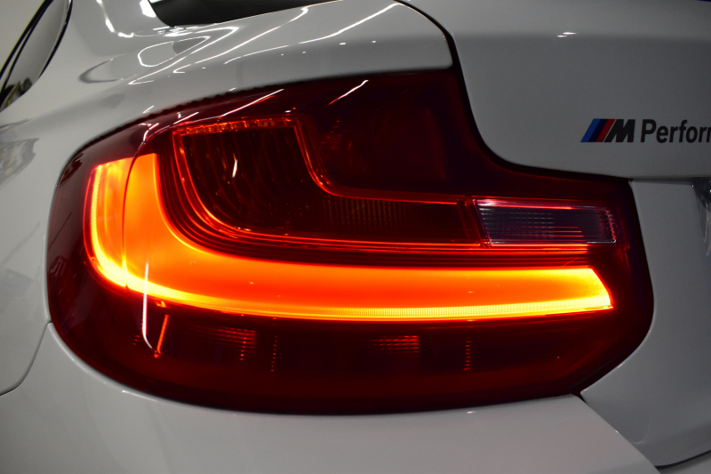 BMW 2シリーズ M235iｸｰﾍﾟ 『期間限定掲載！』 直6ﾀｰﾎﾞ 326馬力 ｻﾝﾙｰﾌ ﾋｰﾀｰ付黒革 ﾀｯﾁﾊﾟｯﾄﾞ式iﾄﾞﾗｲﾌﾞHDDﾅﾋﾞ Bｶﾒﾗ ﾘｱPDC  ｱﾀﾞﾌﾟﾃｨﾌﾞMｻｽﾍﾟﾝｼｮﾝ 大型ﾌﾞﾚｰｷｼｽﾃﾑ 18AW 車線逸脱&歩行者警告 衝突軽減ﾌﾞﾚｰｷ ﾊﾟﾄﾞﾙ ﾄﾞﾗﾊﾟﾌｫ DSRC 2年保証