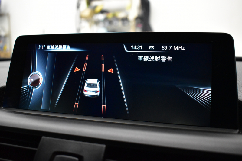 BMW 2シリーズ M235iｸｰﾍﾟ 『期間限定掲載！』 直6ﾀｰﾎﾞ 326馬力 ｻﾝﾙｰﾌ ﾋｰﾀｰ付黒革 ﾀｯﾁﾊﾟｯﾄﾞ式iﾄﾞﾗｲﾌﾞHDDﾅﾋﾞ Bｶﾒﾗ ﾘｱPDC  ｱﾀﾞﾌﾟﾃｨﾌﾞMｻｽﾍﾟﾝｼｮﾝ 大型ﾌﾞﾚｰｷｼｽﾃﾑ 18AW 車線逸脱&歩行者警告 衝突軽減ﾌﾞﾚｰｷ ﾊﾟﾄﾞﾙ ﾄﾞﾗﾊﾟﾌｫ DSRC 2年保証