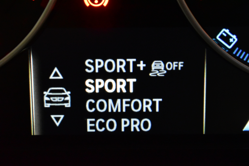 BMW 2シリーズ M235iｸｰﾍﾟ 『期間限定掲載！』 直6ﾀｰﾎﾞ 326馬力 ｻﾝﾙｰﾌ ﾋｰﾀｰ付黒革 ﾀｯﾁﾊﾟｯﾄﾞ式iﾄﾞﾗｲﾌﾞHDDﾅﾋﾞ Bｶﾒﾗ ﾘｱPDC  ｱﾀﾞﾌﾟﾃｨﾌﾞMｻｽﾍﾟﾝｼｮﾝ 大型ﾌﾞﾚｰｷｼｽﾃﾑ 18AW 車線逸脱&歩行者警告 衝突軽減ﾌﾞﾚｰｷ ﾊﾟﾄﾞﾙ ﾄﾞﾗﾊﾟﾌｫ DSRC 2年保証