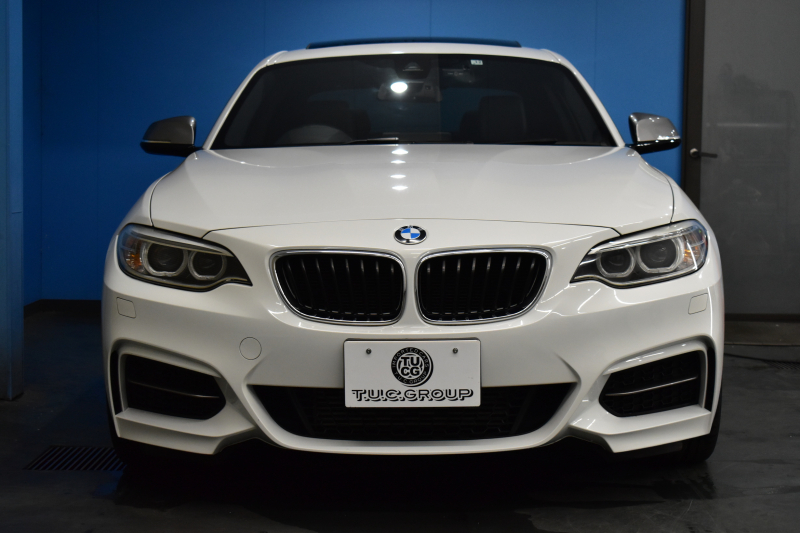 BMW 2シリーズ M235iｸｰﾍﾟ 『期間限定掲載！』 直6ﾀｰﾎﾞ 326馬力 ｻﾝﾙｰﾌ ﾋｰﾀｰ付黒革 ﾀｯﾁﾊﾟｯﾄﾞ式iﾄﾞﾗｲﾌﾞHDDﾅﾋﾞ Bｶﾒﾗ ﾘｱPDC  ｱﾀﾞﾌﾟﾃｨﾌﾞMｻｽﾍﾟﾝｼｮﾝ 大型ﾌﾞﾚｰｷｼｽﾃﾑ 18AW 車線逸脱&歩行者警告 衝突軽減ﾌﾞﾚｰｷ ﾊﾟﾄﾞﾙ ﾄﾞﾗﾊﾟﾌｫ DSRC 2年保証