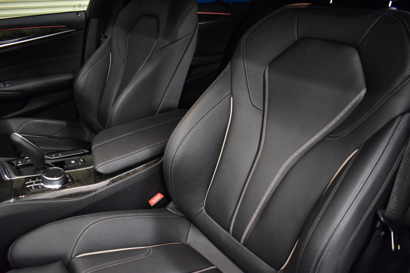 BMW 5シリーズ 530i Mｽﾎﾟｰﾂ 高出力ﾓﾃﾞﾙ ﾊｲﾗｲﾝP 全席ﾋｰﾀｰ付黒革 HUD LEDﾍｯﾄﾞﾗｲﾄ ACC LCW 全面液晶ﾒｰﾀｰ Mｽﾎﾟｰﾂﾌﾞﾚｰｷ ﾀｯﾁﾊﾟﾈﾙ対応iﾄﾞﾗｲﾌﾞHDDﾅﾋﾞﾌﾙｾｸﾞ 3Dﾋﾞｭｰ 車線逸脱&歩行者警告 衝突軽減B 19AW 2年保証