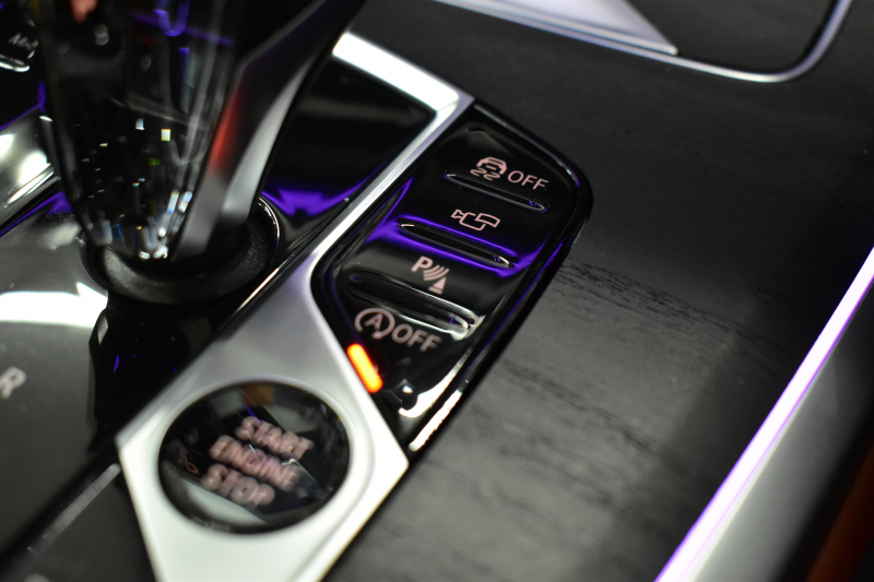 BMW X7 Xdrive 35d Mｽﾎﾟｰﾂ ｳｪﾙﾈｽP 6人乗り ﾊﾟﾉﾗﾏｶﾞﾗｽSR BMWﾚｰｻﾞｰLED 全席ﾋｰﾀｰ付茶革 Fﾍﾞﾝﾁﾚｰｼｮﾝ&ﾏｯｻｰｼﾞ Dｱｼｽﾄﾌﾟﾛ ACC HUD BMWﾗｲﾌﾞｺｯｸﾋﾟｯﾄ ﾀｯﾁﾊﾟﾈﾙﾅﾋﾞ3Dﾋﾞｭｰ ﾌﾙｾｸﾞ ﾊｰﾏﾝｶｰﾄﾞﾝ Apple CarPlay 液晶ﾒｰﾀｰ 21AW 2年保証