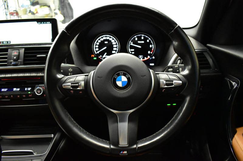 BMW 1シリーズ BMW 118d Mｽﾎﾟｰﾂ ｴﾃﾞｨｼｮﾝｼｬﾄﾞｰ 『期間限定掲載！』 1ｵ-ﾅ 特別限定車  ﾋｰﾀｰ付茶革  ﾀﾞｰｸLEDﾍｯﾄﾞﾗｲﾄ&ﾃｰﾙ 追従ACC  ﾀｯﾁﾊﾟﾈﾙHDDﾅﾋﾞBｶﾒﾗ Bluetoothｵｰﾃﾞｨｵ 衝突軽減ﾌﾞﾚｰｷ 車線逸脱&歩行者警告 2年保証