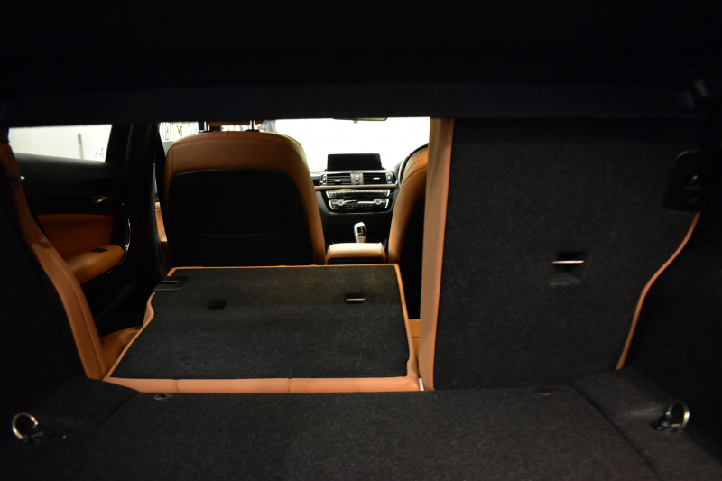 BMW 1シリーズ BMW 118d Mｽﾎﾟｰﾂ ｴﾃﾞｨｼｮﾝｼｬﾄﾞｰ 『期間限定掲載！』 1ｵ-ﾅ 特別限定車  ﾋｰﾀｰ付茶革  ﾀﾞｰｸLEDﾍｯﾄﾞﾗｲﾄ&ﾃｰﾙ 追従ACC  ﾀｯﾁﾊﾟﾈﾙHDDﾅﾋﾞBｶﾒﾗ Bluetoothｵｰﾃﾞｨｵ 衝突軽減ﾌﾞﾚｰｷ 車線逸脱&歩行者警告 2年保証