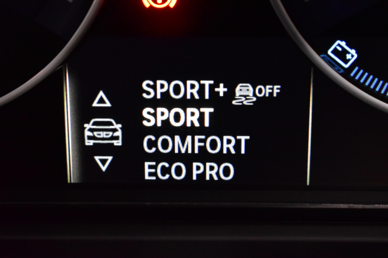 アルピナ D4 ﾋﾞﾀｰﾎﾞｸｰﾍﾟ ｼﾘｱﾙ｢274｣ 後期  ｻﾝﾙｰﾌ ACC HUD ﾍｷｻｺﾞﾅﾙLEDﾍｯﾄﾞﾗｲﾄ ﾋｰﾀｰ付ﾍﾞｰｼﾞｭ革 ﾊｰﾏﾝｶｰﾄﾞﾝ LCW 車線逸脱&歩行者警告 19AW ｱﾙﾋﾟﾅﾘｯﾌﾟ ｺﾞｰﾙﾄﾞﾃﾞｺﾗｲﾝ ｱｸﾗﾎﾟﾋﾞｯﾁﾏﾌﾗｰ ﾀｯﾁﾊﾟﾈﾙﾄﾞﾅﾋﾞﾄｯﾌﾟﾋﾞｭｰ Bｶﾒﾗ 2年保証