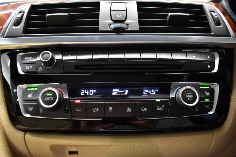 アルピナ D4 ﾋﾞﾀｰﾎﾞｸｰﾍﾟ ｼﾘｱﾙ｢274｣ 後期  ｻﾝﾙｰﾌ ACC HUD ﾍｷｻｺﾞﾅﾙLEDﾍｯﾄﾞﾗｲﾄ ﾋｰﾀｰ付ﾍﾞｰｼﾞｭ革 ﾊｰﾏﾝｶｰﾄﾞﾝ LCW 車線逸脱&歩行者警告 19AW ｱﾙﾋﾟﾅﾘｯﾌﾟ ｺﾞｰﾙﾄﾞﾃﾞｺﾗｲﾝ ｱｸﾗﾎﾟﾋﾞｯﾁﾏﾌﾗｰ ﾀｯﾁﾊﾟﾈﾙﾄﾞﾅﾋﾞﾄｯﾌﾟﾋﾞｭｰ Bｶﾒﾗ 2年保証