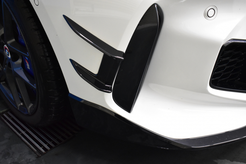 BMW 1シリーズ M135i xDrive ｽﾄﾘｰﾄﾚｰｻｰ 40台限定車 新車保証R7年8月迄 Mperformanceﾊﾟｰﾂ 4WD 可変ｻｽﾍﾟﾝｼｮﾝ Mｽﾎﾟｰﾂﾌﾞﾚｰｷ ACC BMWﾗｲﾌﾞｺｯｸﾋﾟｯﾄ ﾋｰﾀｰ付ｱﾙｶﾝﾀｰﾗｺﾝﾋﾞｽﾎﾟｰﾂｼｰﾄ ﾀｯﾁﾊﾟﾈﾙﾅﾋﾞ ｱｯﾌﾟﾙｶｰﾌﾟﾚｲ LEDﾍｯﾄﾞﾗｲﾄ 2年保証