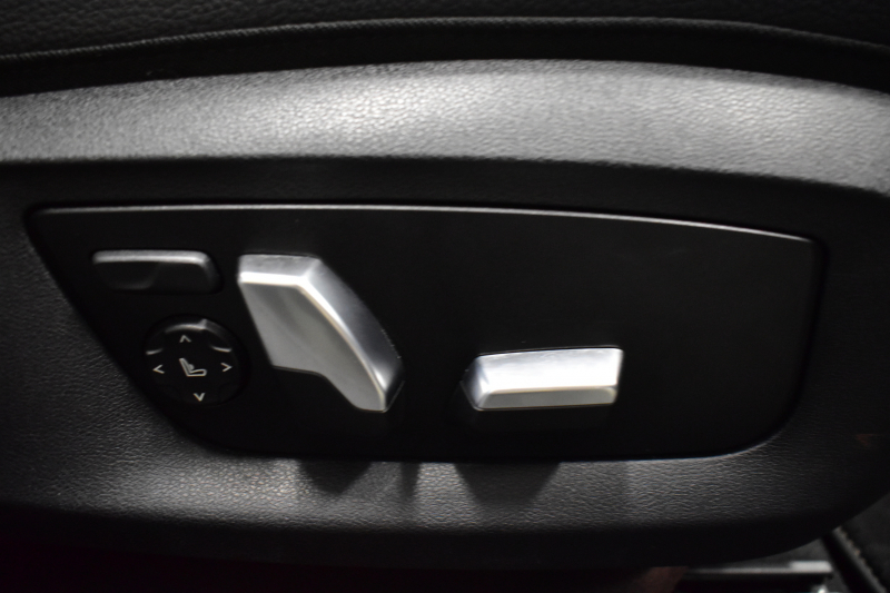 BMW 5シリーズ 530e Mｽﾎﾟｰﾂ PHEV ｻﾝﾙｰﾌ ﾊｲﾗｲﾝP 全席ﾋｰﾀｰ付黒革 Mｽﾎﾟｰﾂﾌﾞﾚｰｷ LEDﾍｯﾄﾞﾗｲﾄ ACC HUD 車線変更&逸脱&歩行者警告 衝突軽減B ｼﾞｪｽﾁｬｰC付ﾀｯﾁﾊﾟﾈﾙHDDﾅﾋﾞﾌﾙｾｸﾞ 全周囲ｶﾒﾗ3Dﾋﾞｭｰ 液晶ﾒｰﾀｰ 電動ﾄﾗﾝｸ 19AW 2年保証