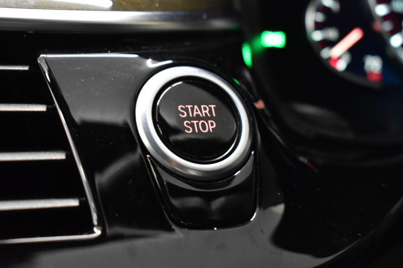 BMW 5シリーズ 530e Mｽﾎﾟｰﾂ PHEV ｻﾝﾙｰﾌ ﾊｲﾗｲﾝP 全席ﾋｰﾀｰ付黒革 Mｽﾎﾟｰﾂﾌﾞﾚｰｷ LEDﾍｯﾄﾞﾗｲﾄ ACC HUD 車線変更&逸脱&歩行者警告 衝突軽減B ｼﾞｪｽﾁｬｰC付ﾀｯﾁﾊﾟﾈﾙHDDﾅﾋﾞﾌﾙｾｸﾞ 全周囲ｶﾒﾗ3Dﾋﾞｭｰ 液晶ﾒｰﾀｰ 電動ﾄﾗﾝｸ 19AW 2年保証