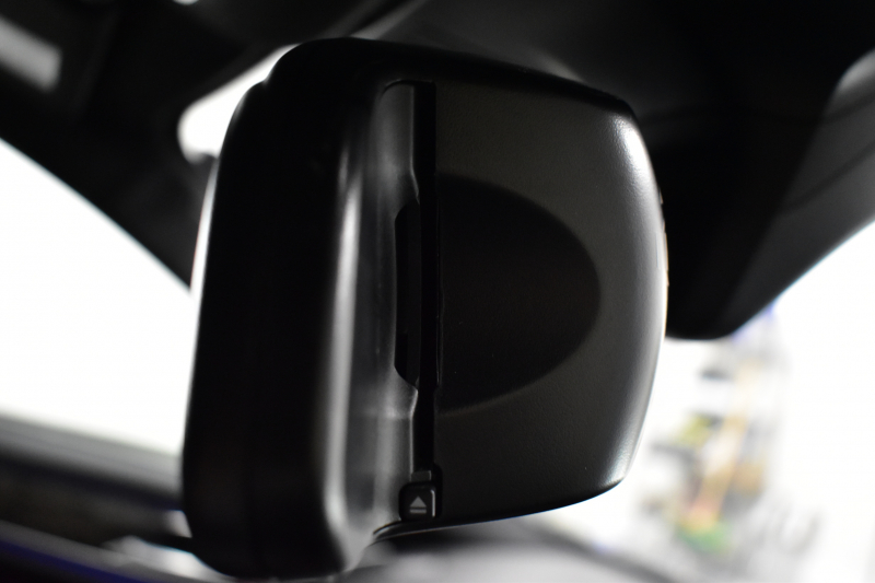 BMW 5シリーズ 530e Mｽﾎﾟｰﾂ PHEV ｻﾝﾙｰﾌ ﾊｲﾗｲﾝP 全席ﾋｰﾀｰ付黒革 Mｽﾎﾟｰﾂﾌﾞﾚｰｷ LEDﾍｯﾄﾞﾗｲﾄ ACC HUD 車線変更&逸脱&歩行者警告 衝突軽減B ｼﾞｪｽﾁｬｰC付ﾀｯﾁﾊﾟﾈﾙHDDﾅﾋﾞﾌﾙｾｸﾞ 全周囲ｶﾒﾗ3Dﾋﾞｭｰ 液晶ﾒｰﾀｰ 電動ﾄﾗﾝｸ 19AW 2年保証