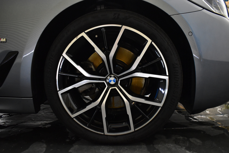 BMW 5シリーズ 523d ﾂｰﾘﾝｸﾞ Xﾄﾞﾗｲﾌﾞ Mｽﾎﾟｰﾂ ｴﾃﾞｨｼｮﾝｼﾞｮｲ+ LCI後期 4WD ｴｸｽｸﾙｰｼﾌﾞﾅｯﾊﾟﾚｻﾞｰP ｲﾉﾍﾞｰｼｮﾝP Fﾍﾞﾝﾁ＆全席ﾋｰﾀｰ&ｴｸｽｸﾙｰｼﾌﾞﾅｯﾊﾟ茶革 新ﾃﾞｻﾞｲﾝﾚｰｻﾞｰLEDﾍｯﾄﾞﾗｲﾄ HUD  ﾗｲﾌﾞｺｸﾋﾟｯﾄ ACC HUD LCW 3Dﾋﾞｭｰ ﾌﾙｾｸﾞ 2年保証