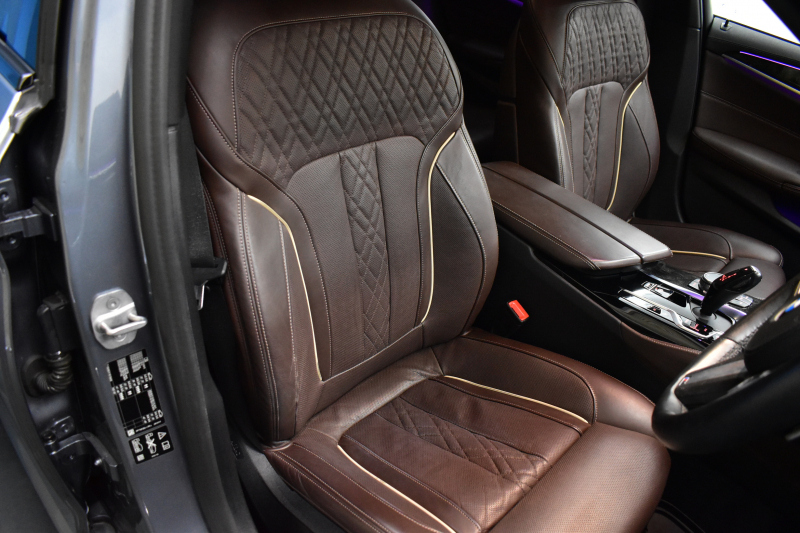 BMW 5シリーズ 523d ﾂｰﾘﾝｸﾞ Xﾄﾞﾗｲﾌﾞ Mｽﾎﾟｰﾂ ｴﾃﾞｨｼｮﾝｼﾞｮｲ+ LCI後期 4WD ｴｸｽｸﾙｰｼﾌﾞﾅｯﾊﾟﾚｻﾞｰP ｲﾉﾍﾞｰｼｮﾝP Fﾍﾞﾝﾁ＆全席ﾋｰﾀｰ&ｴｸｽｸﾙｰｼﾌﾞﾅｯﾊﾟ茶革 新ﾃﾞｻﾞｲﾝﾚｰｻﾞｰLEDﾍｯﾄﾞﾗｲﾄ HUD  ﾗｲﾌﾞｺｸﾋﾟｯﾄ ACC HUD LCW 3Dﾋﾞｭｰ ﾌﾙｾｸﾞ 2年保証