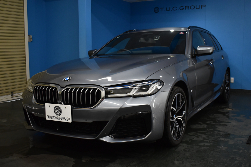 BMW 5シリーズ 523d ﾂｰﾘﾝｸﾞ Xﾄﾞﾗｲﾌﾞ Mｽﾎﾟｰﾂ ｴﾃﾞｨｼｮﾝｼﾞｮｲ+ LCI後期 4WD ｴｸｽｸﾙｰｼﾌﾞﾅｯﾊﾟﾚｻﾞｰP ｲﾉﾍﾞｰｼｮﾝP Fﾍﾞﾝﾁ＆全席ﾋｰﾀｰ&ｴｸｽｸﾙｰｼﾌﾞﾅｯﾊﾟ茶革 新ﾃﾞｻﾞｲﾝﾚｰｻﾞｰLEDﾍｯﾄﾞﾗｲﾄ HUD  ﾗｲﾌﾞｺｸﾋﾟｯﾄ ACC HUD LCW 3Dﾋﾞｭｰ ﾌﾙｾｸﾞ 2年保証
