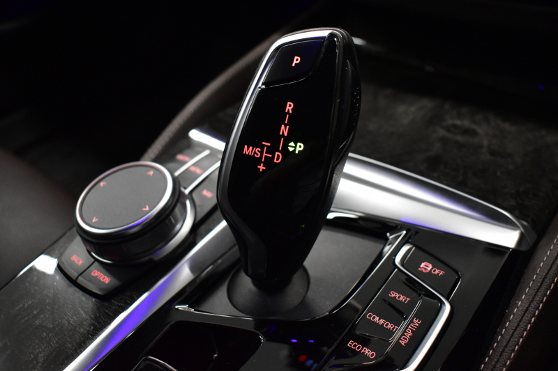 BMW 5シリーズ 523d ﾂｰﾘﾝｸﾞ Xﾄﾞﾗｲﾌﾞ Mｽﾎﾟｰﾂ ｴﾃﾞｨｼｮﾝｼﾞｮｲ+ LCI後期 4WD ｴｸｽｸﾙｰｼﾌﾞﾅｯﾊﾟﾚｻﾞｰP ｲﾉﾍﾞｰｼｮﾝP Fﾍﾞﾝﾁ＆全席ﾋｰﾀｰ&ｴｸｽｸﾙｰｼﾌﾞﾅｯﾊﾟ茶革 新ﾃﾞｻﾞｲﾝﾚｰｻﾞｰLEDﾍｯﾄﾞﾗｲﾄ HUD  ﾗｲﾌﾞｺｸﾋﾟｯﾄ ACC HUD LCW 3Dﾋﾞｭｰ ﾌﾙｾｸﾞ 2年保証