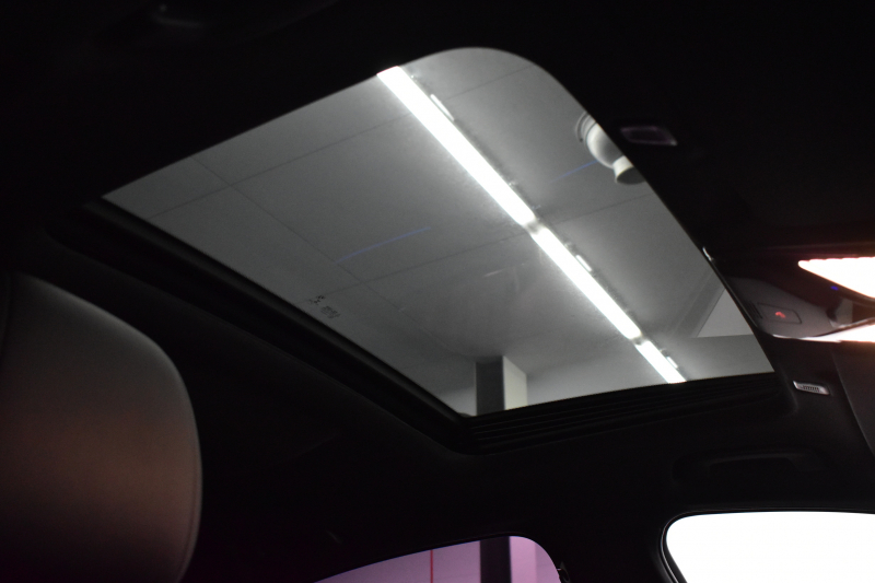 BMW 5シリーズ 530e Mｽﾎﾟｰﾂ PHEV ｻﾝR ｲﾉﾍﾞｰｼｮﾝ&ﾊｲﾗｲﾝP 変更後全面液晶ﾒｰﾀｰ 4ｿﾞｰﾝAC 全席ﾋｰﾀｰ付黒革 Mｽﾎﾟｰﾂﾌﾞﾚｰｷ LEDﾍｯﾄﾞﾗｲﾄ ACC HUD LCW ﾊｰﾏﾝｶｰﾄﾞﾝ  ｼﾞｪｽﾁｬｰC付ﾀｯﾁﾊﾟﾈﾙHDDﾅﾋﾞﾌﾙｾｸﾞ 全周ｶﾒﾗ3Dﾋﾞｭｰ 電動ﾄﾗﾝｸ 19AW ﾜｲﾔﾚｽ充電 2年保証