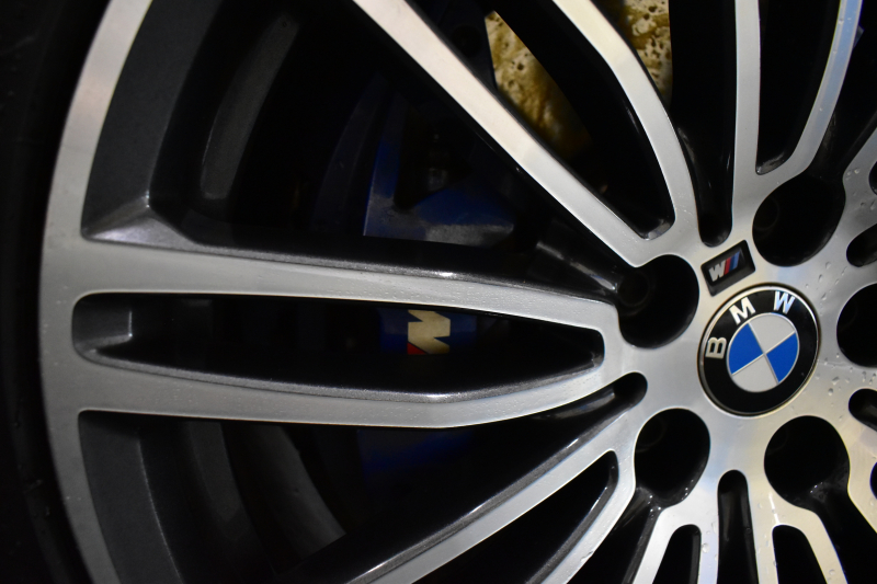 BMW 5シリーズ 530e Mｽﾎﾟｰﾂ PHEV ｻﾝR ｲﾉﾍﾞｰｼｮﾝ&ﾊｲﾗｲﾝP 変更後全面液晶ﾒｰﾀｰ 4ｿﾞｰﾝAC 全席ﾋｰﾀｰ付黒革 Mｽﾎﾟｰﾂﾌﾞﾚｰｷ LEDﾍｯﾄﾞﾗｲﾄ ACC HUD LCW ﾊｰﾏﾝｶｰﾄﾞﾝ  ｼﾞｪｽﾁｬｰC付ﾀｯﾁﾊﾟﾈﾙHDDﾅﾋﾞﾌﾙｾｸﾞ 全周ｶﾒﾗ3Dﾋﾞｭｰ 電動ﾄﾗﾝｸ 19AW ﾜｲﾔﾚｽ充電 2年保証