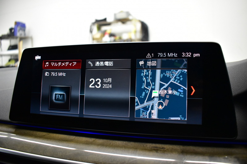 BMW 5シリーズ 530e Mｽﾎﾟｰﾂ PHEV ｻﾝR ｲﾉﾍﾞｰｼｮﾝ&ﾊｲﾗｲﾝP 変更後全面液晶ﾒｰﾀｰ 4ｿﾞｰﾝAC 全席ﾋｰﾀｰ付黒革 Mｽﾎﾟｰﾂﾌﾞﾚｰｷ LEDﾍｯﾄﾞﾗｲﾄ ACC HUD LCW ﾊｰﾏﾝｶｰﾄﾞﾝ  ｼﾞｪｽﾁｬｰC付ﾀｯﾁﾊﾟﾈﾙHDDﾅﾋﾞﾌﾙｾｸﾞ 全周ｶﾒﾗ3Dﾋﾞｭｰ 電動ﾄﾗﾝｸ 19AW ﾜｲﾔﾚｽ充電 2年保証