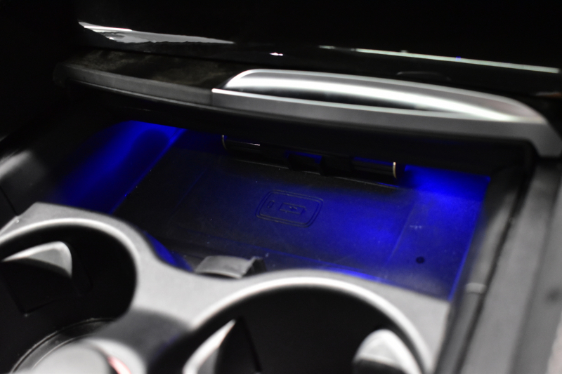 BMW 5シリーズ 530e Mｽﾎﾟｰﾂ PHEV ｻﾝR ｲﾉﾍﾞｰｼｮﾝ&ﾊｲﾗｲﾝP 変更後全面液晶ﾒｰﾀｰ 4ｿﾞｰﾝAC 全席ﾋｰﾀｰ付黒革 Mｽﾎﾟｰﾂﾌﾞﾚｰｷ LEDﾍｯﾄﾞﾗｲﾄ ACC HUD LCW ﾊｰﾏﾝｶｰﾄﾞﾝ  ｼﾞｪｽﾁｬｰC付ﾀｯﾁﾊﾟﾈﾙHDDﾅﾋﾞﾌﾙｾｸﾞ 全周ｶﾒﾗ3Dﾋﾞｭｰ 電動ﾄﾗﾝｸ 19AW ﾜｲﾔﾚｽ充電 2年保証