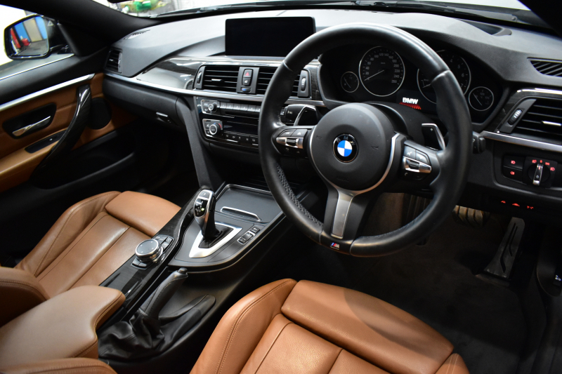 BMW 4シリーズ 420i ｸﾞﾗﾝｸｰﾍﾟ ｲﾝｽﾀｲﾙ 限定車 追従ACC HUD ｱﾀﾞﾌﾟﾃｨﾌﾞLEDﾍｯﾄﾞﾗｲﾄ ﾋｰﾀｰ付茶革 19AW ｻﾃﾝｱﾙﾐﾓｰﾙ ｳｯﾄﾞｲﾝﾃﾘｱ ﾀｯﾁﾊﾟｯﾄﾞHDDﾅﾋﾞBｶﾒﾗ 車線変更&逸脱&歩行者警告 衝突軽減B 電動Rｹﾞｰﾄ  2年保証