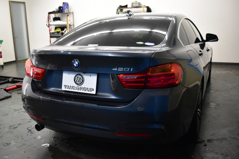 BMW 4シリーズ 420i ｸﾞﾗﾝｸｰﾍﾟ ｲﾝｽﾀｲﾙ 限定車 追従ACC HUD ｱﾀﾞﾌﾟﾃｨﾌﾞLEDﾍｯﾄﾞﾗｲﾄ ﾋｰﾀｰ付茶革 19AW ｻﾃﾝｱﾙﾐﾓｰﾙ ｳｯﾄﾞｲﾝﾃﾘｱ ﾀｯﾁﾊﾟｯﾄﾞHDDﾅﾋﾞBｶﾒﾗ 車線変更&逸脱&歩行者警告 衝突軽減B 電動Rｹﾞｰﾄ  2年保証