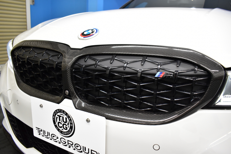 BMW 3シリーズ M340i Xﾄﾞﾗｲﾌﾞ ｲﾉﾍﾞｰｼｮﾝP ﾋｰﾀｰ付黒革 ACC HUD ﾚｰｻﾞｰLEDﾗｲﾄ 可変Mｻｽ Mｽﾎﾟｰﾂﾌﾞﾚｰｷ ｼﾞｪｽﾁｬｰCﾀｯﾁﾊﾟﾈﾙﾅﾋﾞ全周囲ｶﾒ駐車ｱｼｽﾄ ﾊｰﾏﾝｶｰﾄﾞﾝｽﾋﾟｰｶｰ Mperformanceｶｰﾎﾞﾝｲﾝﾃﾘｱﾄﾘﾑ 側面衝突&車線変更&逸脱警告 2年保証