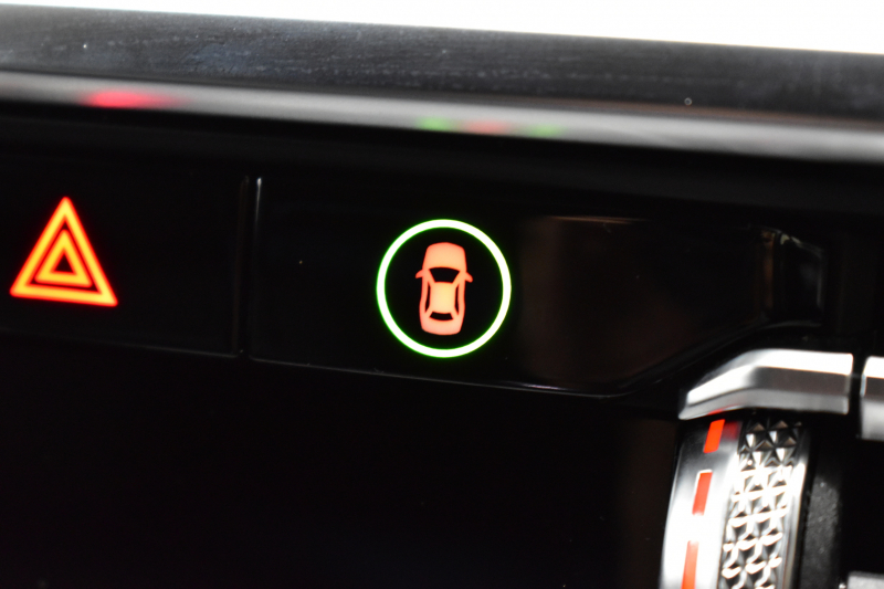 BMW 3シリーズ M340i Xﾄﾞﾗｲﾌﾞ ｲﾉﾍﾞｰｼｮﾝP ﾋｰﾀｰ付黒革 ACC HUD ﾚｰｻﾞｰLEDﾗｲﾄ 可変Mｻｽ Mｽﾎﾟｰﾂﾌﾞﾚｰｷ ｼﾞｪｽﾁｬｰCﾀｯﾁﾊﾟﾈﾙﾅﾋﾞ全周囲ｶﾒ駐車ｱｼｽﾄ ﾊｰﾏﾝｶｰﾄﾞﾝｽﾋﾟｰｶｰ Mperformanceｶｰﾎﾞﾝｲﾝﾃﾘｱﾄﾘﾑ 側面衝突&車線変更&逸脱警告 2年保証