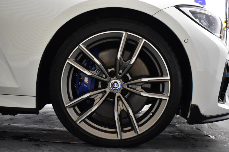 BMW 3シリーズ M340i Xﾄﾞﾗｲﾌﾞ ｲﾉﾍﾞｰｼｮﾝP ﾋｰﾀｰ付黒革 ACC HUD ﾚｰｻﾞｰLEDﾗｲﾄ 可変Mｻｽ Mｽﾎﾟｰﾂﾌﾞﾚｰｷ ｼﾞｪｽﾁｬｰCﾀｯﾁﾊﾟﾈﾙﾅﾋﾞ全周囲ｶﾒ駐車ｱｼｽﾄ ﾊｰﾏﾝｶｰﾄﾞﾝｽﾋﾟｰｶｰ Mperformanceｶｰﾎﾞﾝｲﾝﾃﾘｱﾄﾘﾑ 側面衝突&車線変更&逸脱警告 2年保証