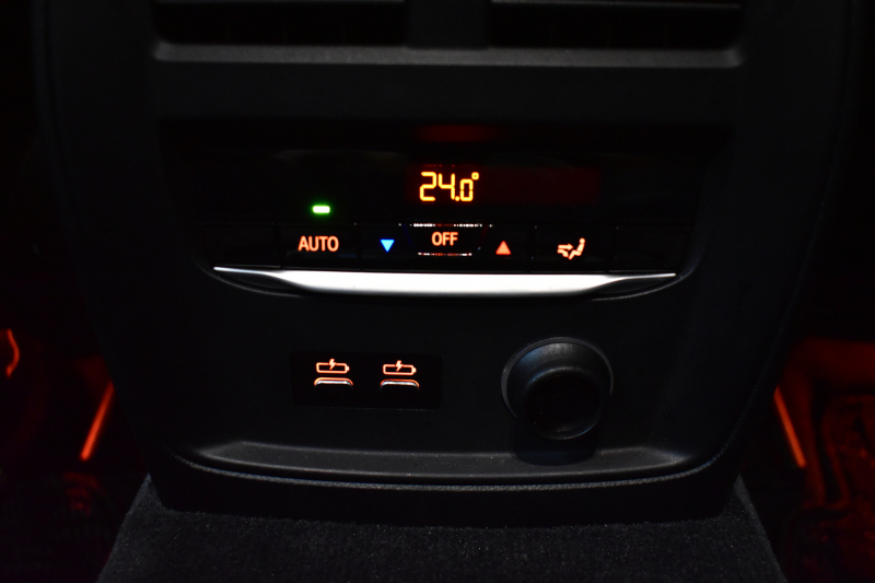 BMW 3シリーズ M340i Xﾄﾞﾗｲﾌﾞ ｲﾉﾍﾞｰｼｮﾝP ﾋｰﾀｰ付黒革 ACC HUD ﾚｰｻﾞｰLEDﾗｲﾄ 可変Mｻｽ Mｽﾎﾟｰﾂﾌﾞﾚｰｷ ｼﾞｪｽﾁｬｰCﾀｯﾁﾊﾟﾈﾙﾅﾋﾞ全周囲ｶﾒ駐車ｱｼｽﾄ ﾊｰﾏﾝｶｰﾄﾞﾝｽﾋﾟｰｶｰ Mperformanceｶｰﾎﾞﾝｲﾝﾃﾘｱﾄﾘﾑ 側面衝突&車線変更&逸脱警告 2年保証